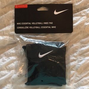 Nike Essential Volleyball Knee Pad